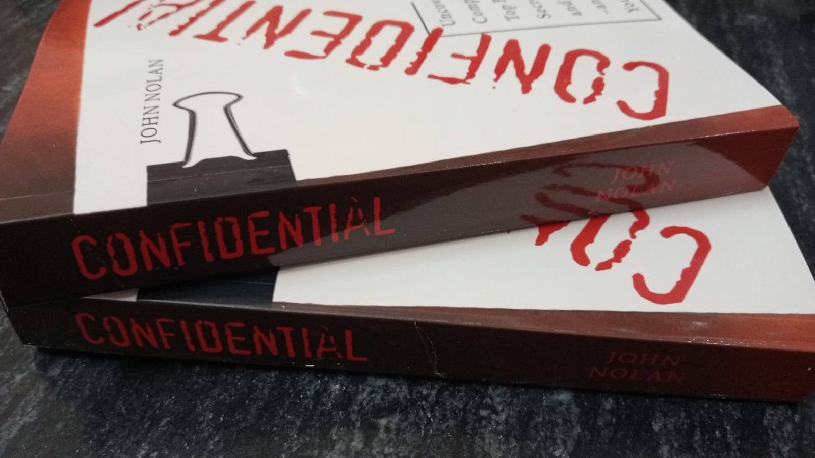 CONFIDENTIAL WRITTEN BY JOHN NOLAN ENGLISH PAPERBACK FREE SHIPPING (USA ITEM)